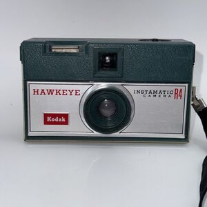 VTG Kodak Hawkeye Instamatic R4 126 Camera untested Untested/ Parts. Read Flashs